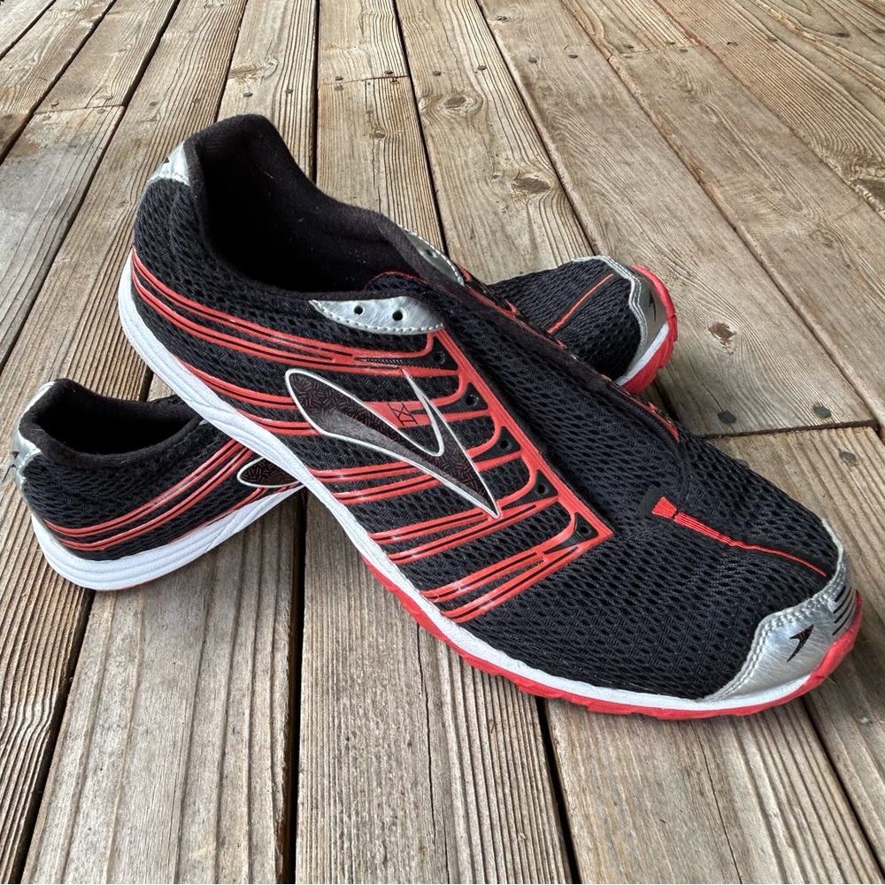 Brooks men’s running shoes size 12